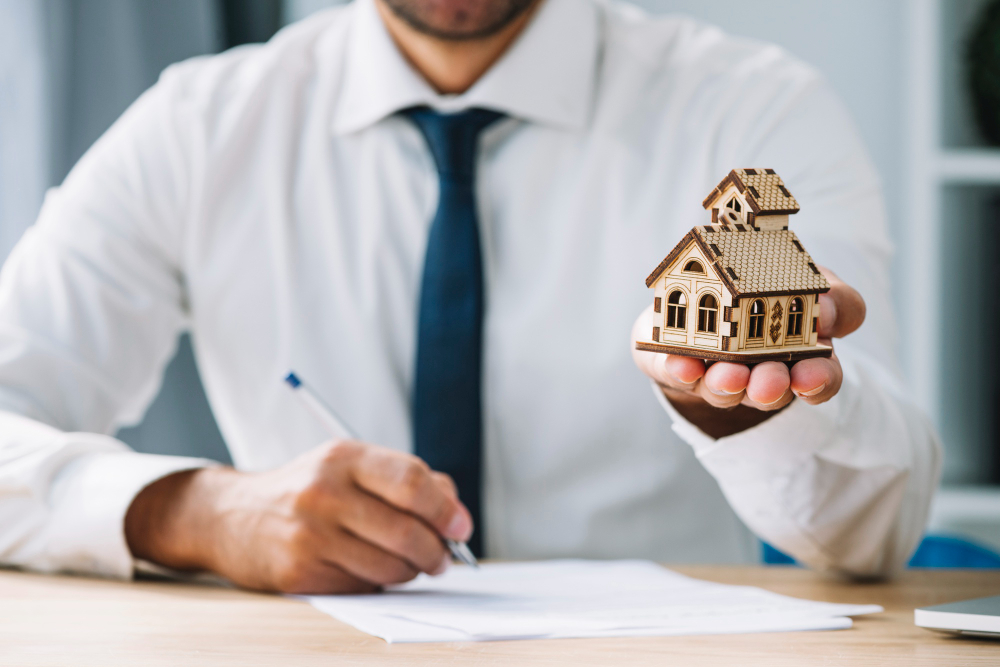 Why an International Real Estate Agent is Key to Success